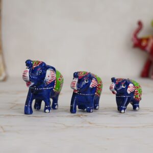 Lucky Charm Trio – Set of 3 Vibrant Elephant Figurines for Home Decor